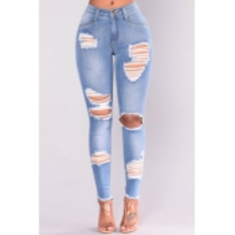 Ripped to Shreds Jeans (Curvy)